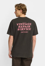 Load image into Gallery viewer, REVOLUTION | 1465 VIN T-Shirt | Black
