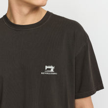 Load image into Gallery viewer, REVOLUTION | 1465 VIN T-Shirt | Black
