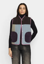Load image into Gallery viewer, SELFHOOD | 77362 Quilted Block Vest | Blue - LONDØNWORKS
