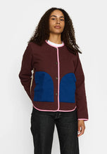 Load image into Gallery viewer, SELFHOOD | 77361 Quilted Jacket | Burgundy
