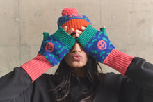 Load image into Gallery viewer, MISS POMPOM | Smiley Wool Bobble Hat - LONDØNWORKS