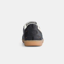 Load image into Gallery viewer, MoEa | Flow Sneakers | Black &amp; White