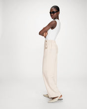 Load image into Gallery viewer, GRACE &amp; MILA | Valigny Tailored Pants | Sand - LONDØNWORKS