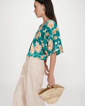 Load image into Gallery viewer, GRACE &amp; MILA | Vahe Short Patterned Blouse | Green - LONDØNWORKS