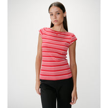 Load image into Gallery viewer, GRACE &amp; MILA | Wake Top | Red