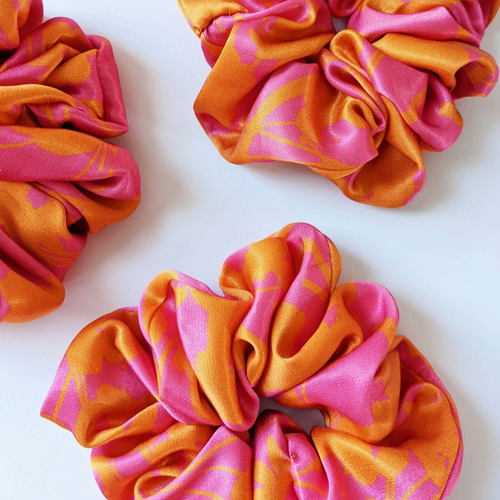 CUSTARD CLOTH | Oversized Scrunchie | Summer Floral Love - LONDØNWORKS