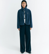 Load image into Gallery viewer, THINKING MU | Kourtney Fleece Jacket | Blue