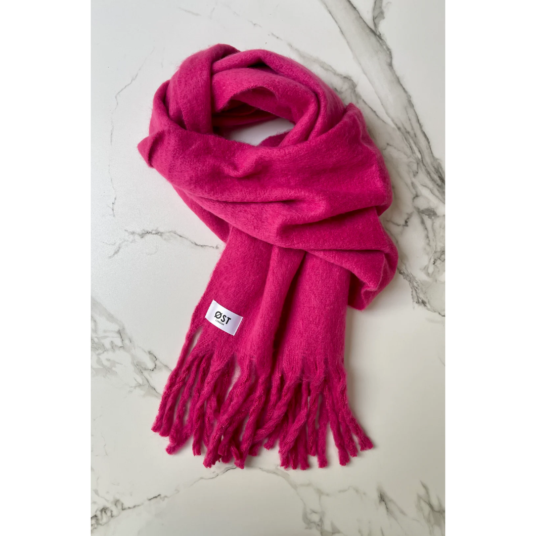 ØST LONDON | Pernille Scarf | Fushia