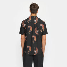 Load image into Gallery viewer, REVOLUTION | 3108 Cuban Shirt | Black