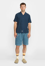 Load image into Gallery viewer, REVOLUTION | 3927 Short-Sleeved Cuban Shirt | Navy