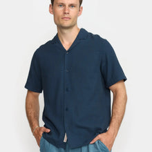 Load image into Gallery viewer, REVOLUTION | 3927 Short-Sleeved Cuban Shirt | Navy