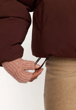 Load image into Gallery viewer, SELFHOOD | 77293 Short Puffer | Burgundy