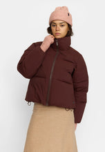 Load image into Gallery viewer, SELFHOOD | 77293 Short Puffer | Burgundy