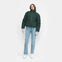 Load image into Gallery viewer, SELFHOOD | 77293 Short Puffer | Dark Green