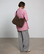 Load image into Gallery viewer, WOUF | Hobo Bag | Simona - LONDØNWORKS