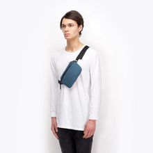 Load image into Gallery viewer, UCON ACROBATICS | Jona Medium Bag | Lotus Series | Petrol - LONDØNWORKS