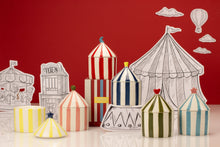 Load image into Gallery viewer, ZESTY LEMONS | CARNIVAL CANDLE | Plum &amp; Pomegranate - LONDØNWORKS