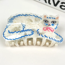 Load image into Gallery viewer, THE DIVA SOAP | Cute Persian Cat Acetate Hair Clip - LONDØNWORKS