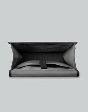Load image into Gallery viewer, GASTON LUGA | Däsh Backpack 13&quot; | Black - LONDØNWORKS