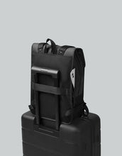 Load image into Gallery viewer, GASTON LUGA | Däsh Backpack 16&quot; | Olive