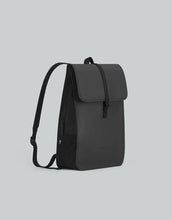 Load image into Gallery viewer, GASTON LUGA | Däsh Backpack 13&quot; | Black - LONDØNWORKS