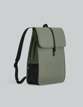 Load image into Gallery viewer, GASTON LUGA | Däsh Backpack 16&quot; | Olive