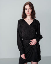 Load image into Gallery viewer, GRACE &amp; MILA | Nuance Dress | Black