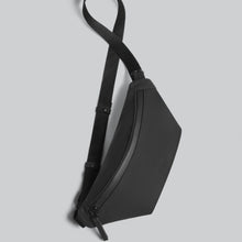 Load image into Gallery viewer, GASTON LUGA | Däsh Bumbag | Black - LONDØNWORKS
