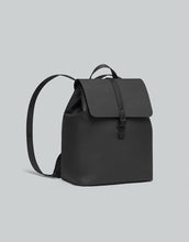 Load image into Gallery viewer, GASTON LUGA | Däsh Bucket Backpack  | Black - LONDØNWORKS