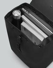 Load image into Gallery viewer, GASTON LUGA | Däsh Bucket Backpack  | Black - LONDØNWORKS