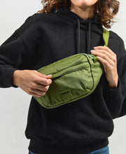 Load image into Gallery viewer, WOUF | Dublin Waistbag | Green