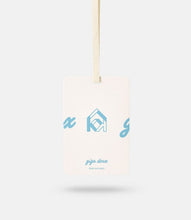 Load image into Gallery viewer, KERZON | Fragranced Card | Giga Doux