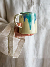 Load image into Gallery viewer, BLOOMINGVILLE | Yori Mug | Blue Bleed