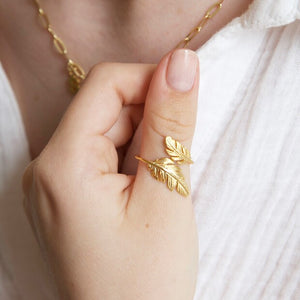 LISA ANGEL | Double Feather Ring | Gold - LONDØNWORKS