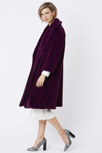 Load image into Gallery viewer, JAYLEY | Shaved Shearling Coat | Purple - LONDØNWORKS