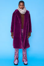 Load image into Gallery viewer, JAYLEY | Shaved Shearling Coat | Purple - LONDØNWORKS