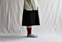 Load image into Gallery viewer, NISHIGUCHI KUTSUSHITA | Oslo Mohair Wool Pile Socks | Bordeaux