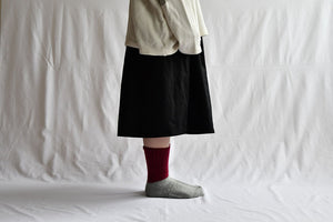 NISHIGUCHI KUTSUSHITA | Oslo Mohair Wool Pile Socks | Bordeaux