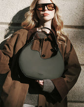 Load image into Gallery viewer, GASTON LUGA | Mila Bag | Black