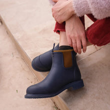Load image into Gallery viewer, MERRY PEOPLE | Bobby Ankle Wellington Boot | Oxford Blue &amp; Tan - LONDØNWORKS