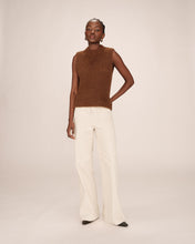 Load image into Gallery viewer, GRACE &amp; MILA | Sablon Pullover Vest | Acajou - LONDØNWORKS