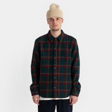 Load image into Gallery viewer, REVOLUTION | 3839 Casual Overshirt | Green - LONDØNWORKS