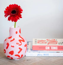 Load image into Gallery viewer, QUÉ RICO | Rosita Vase | Leopardo Lindo - LONDØNWORKS