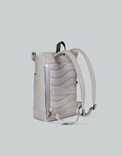 Load image into Gallery viewer, GASTON LUGA | Rullen Backpack 13&quot; | Black - LONDØNWORKS