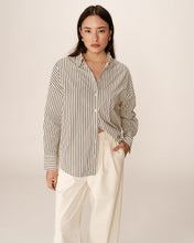 Load image into Gallery viewer, GRACE &amp; MILA | Parsons Oversize Shirt | Ecru