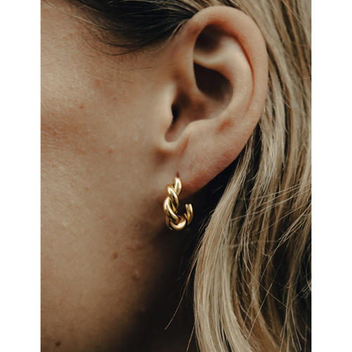 NORDIC MUSE | Ridge Twist Hoop Earrings | Gold - LONDØNWORKS