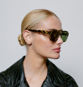 A. KJÆRBEDE | Kaya | Black/ Yellow Tortoise - LONDØNWORKS