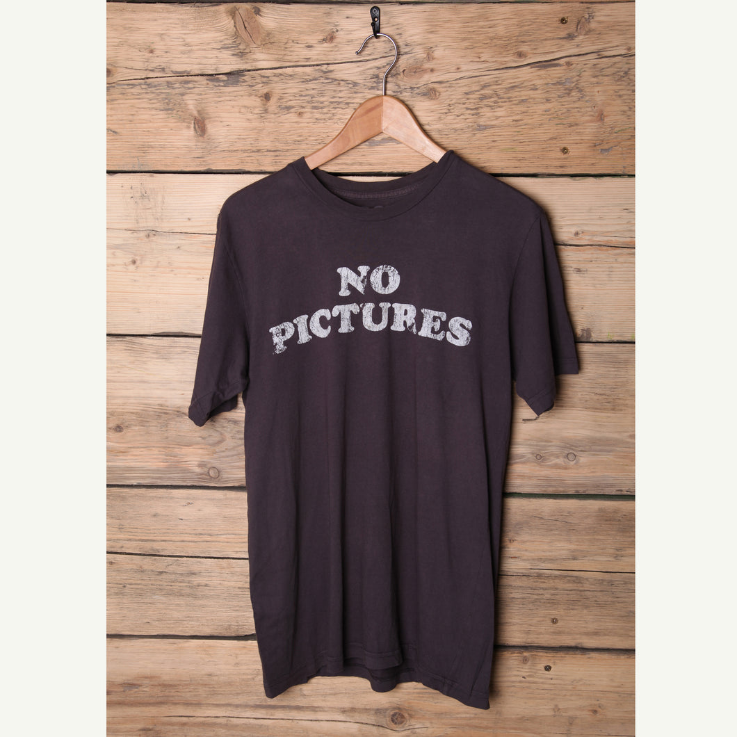 Pre-loved No Pictures T-shirt | Dark Grey - LONDØNWORKS