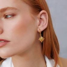 Load image into Gallery viewer, ASHIANA | Brooke Gold Hoop Earrings - LONDØNWORKS