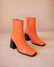 Load image into Gallery viewer, ALOHAS | South Pomelo Anke Boots | Orange - LONDØNWORKS